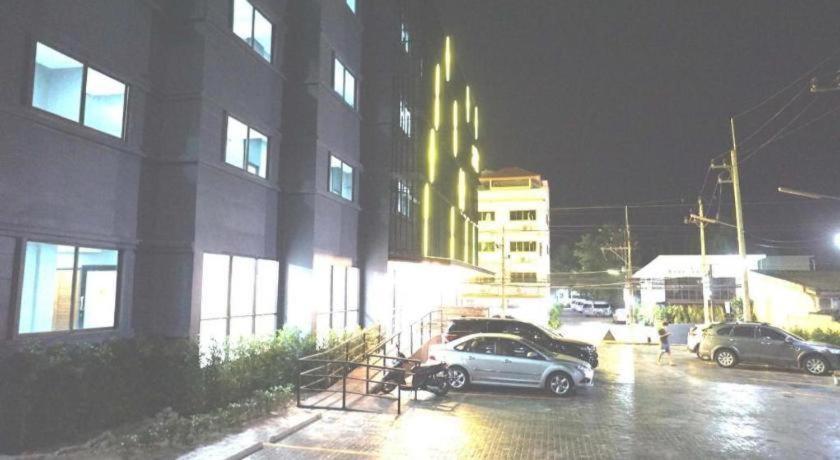 Prinn Hotel Rayong Exterior foto